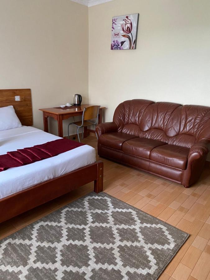 Отель Acacia Gardens Gilgil Экстерьер фото