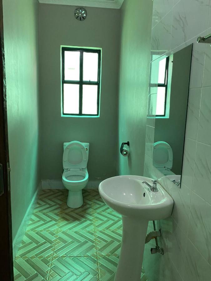 Отель Acacia Gardens Gilgil Экстерьер фото