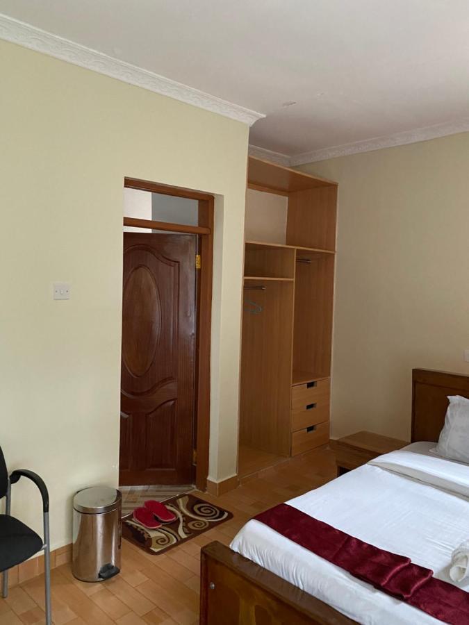 Отель Acacia Gardens Gilgil Экстерьер фото
